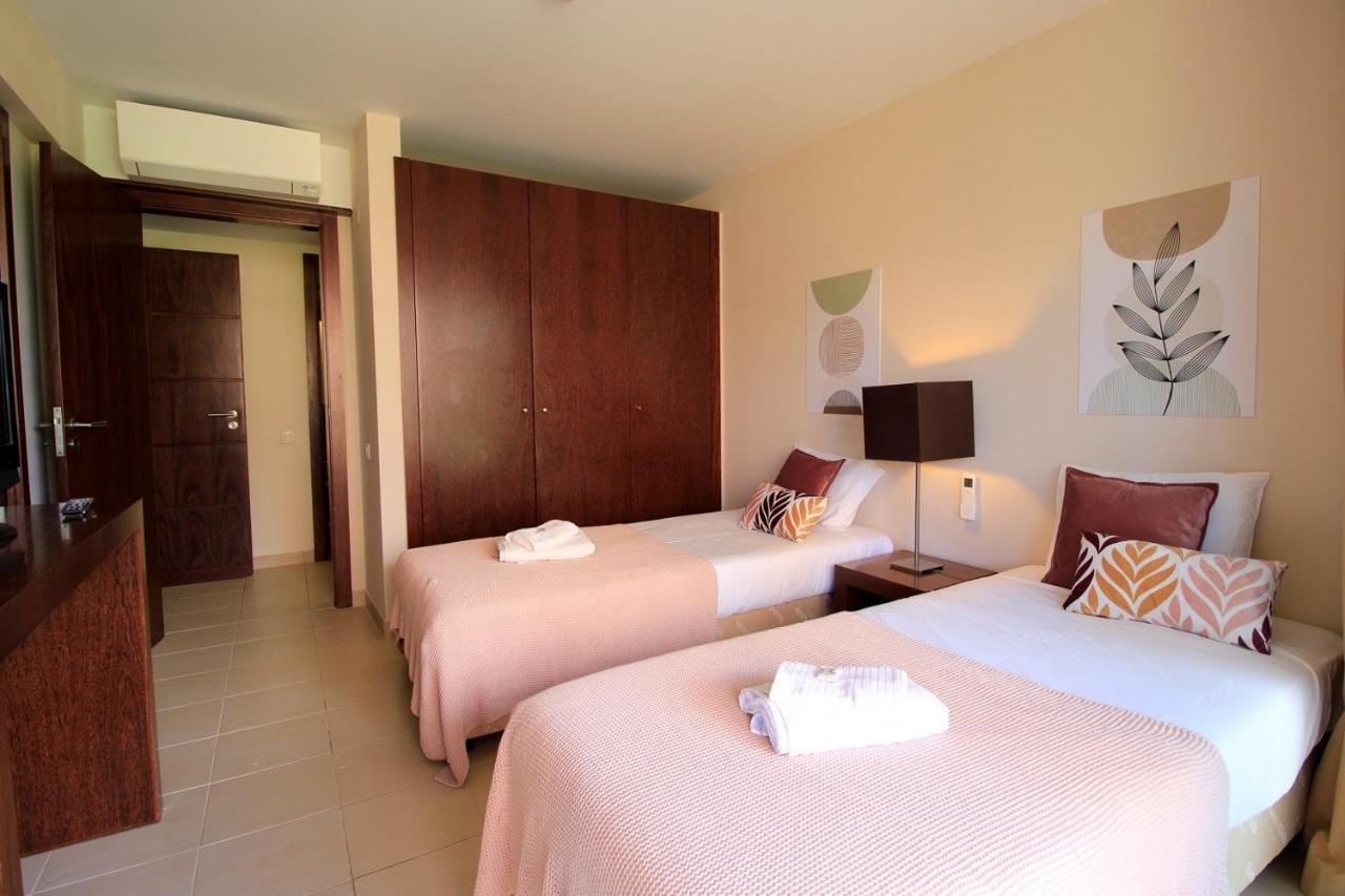 Apartamento Albufeira Salgados Premium 1 With Pool By Homing Guia  Exterior foto